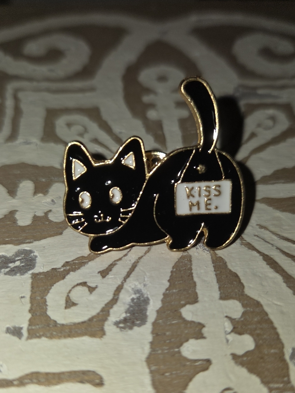 Black Cat Enamel Pin - "Kiss Me" Design